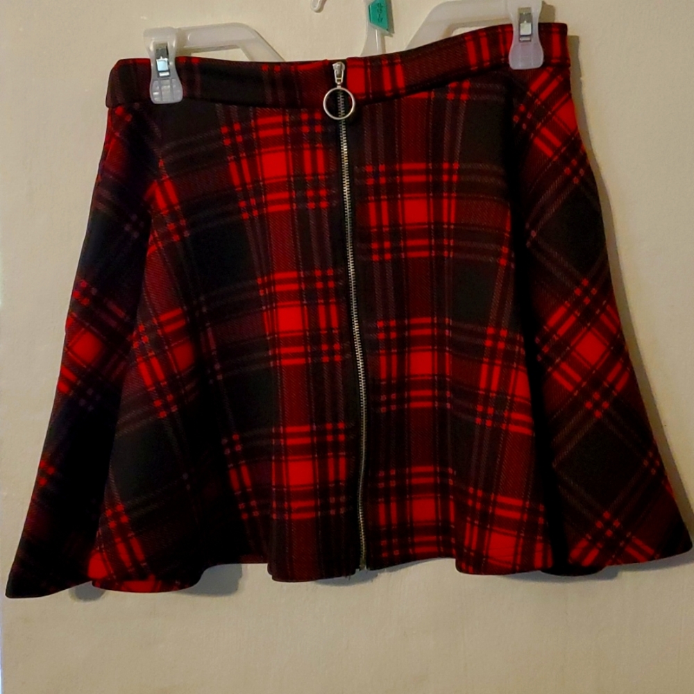 NWOT flowy skirt